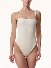 LOGO SWIM BEACH BODY