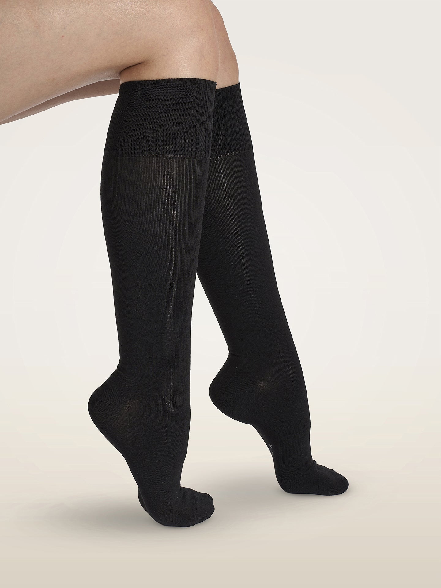 STRETCH COTTON KNEE HIGHS