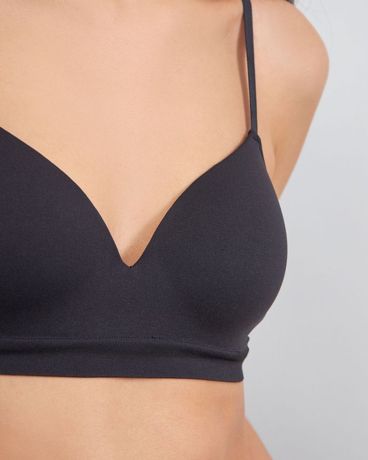 INDIVIDUAL SEAMLESS PLUNGE BRA