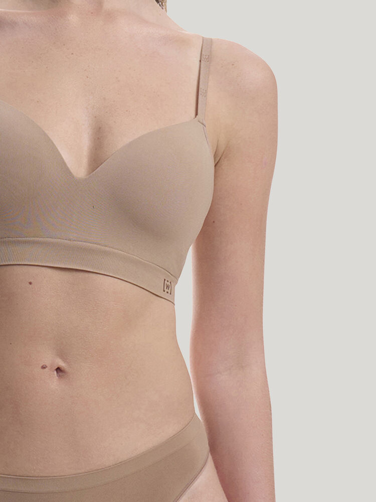 INDIVIDUAL SEAMLESS PLUNGE BRA