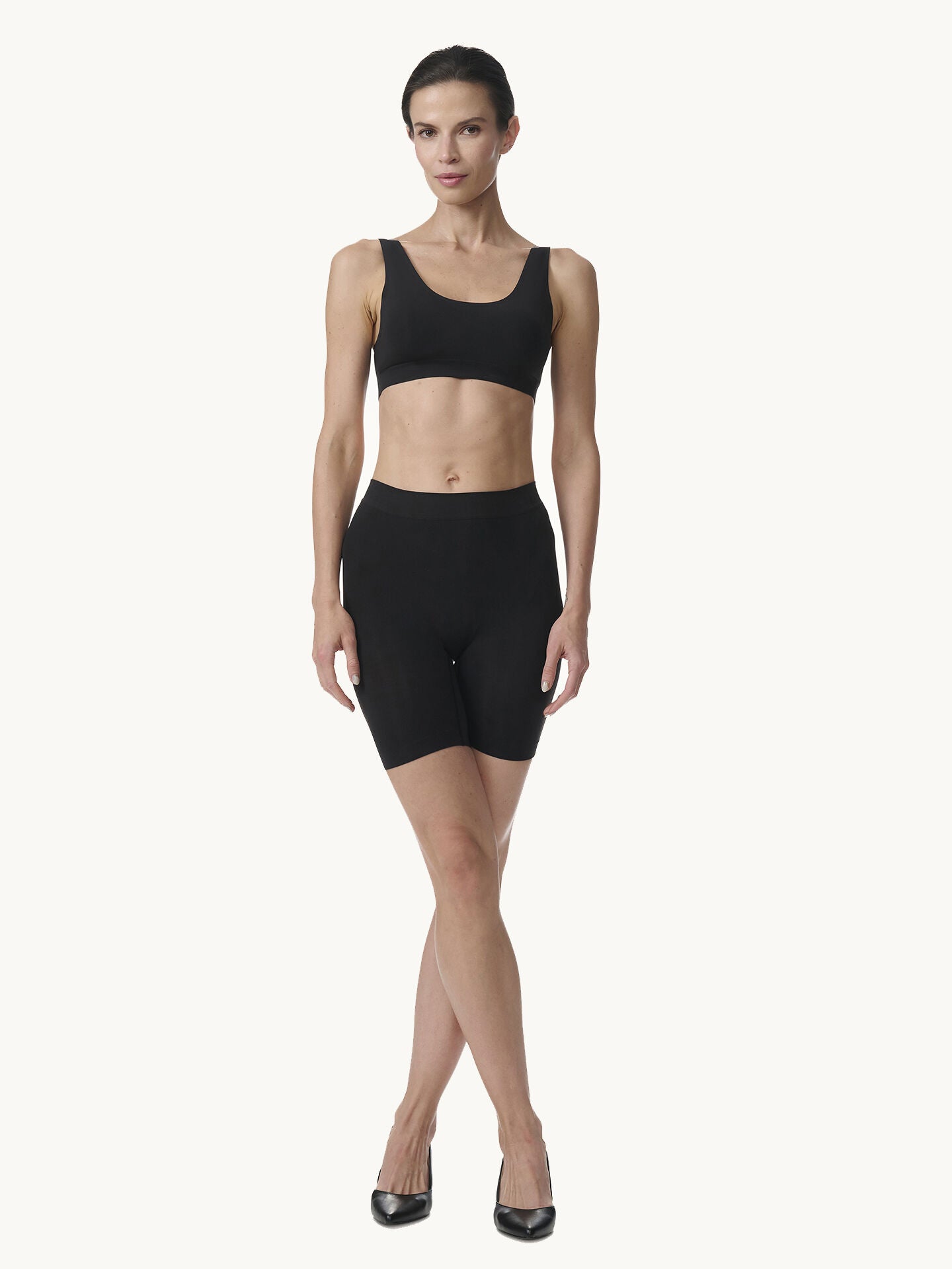 INDIVIDUAL SEAMLESS SHORTS