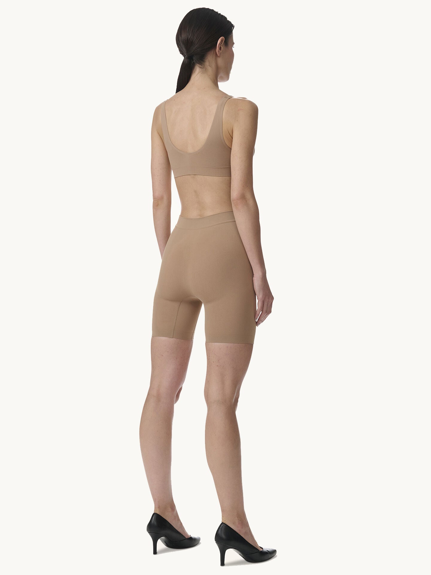INDIVIDUAL SEAMLESS SHORTS