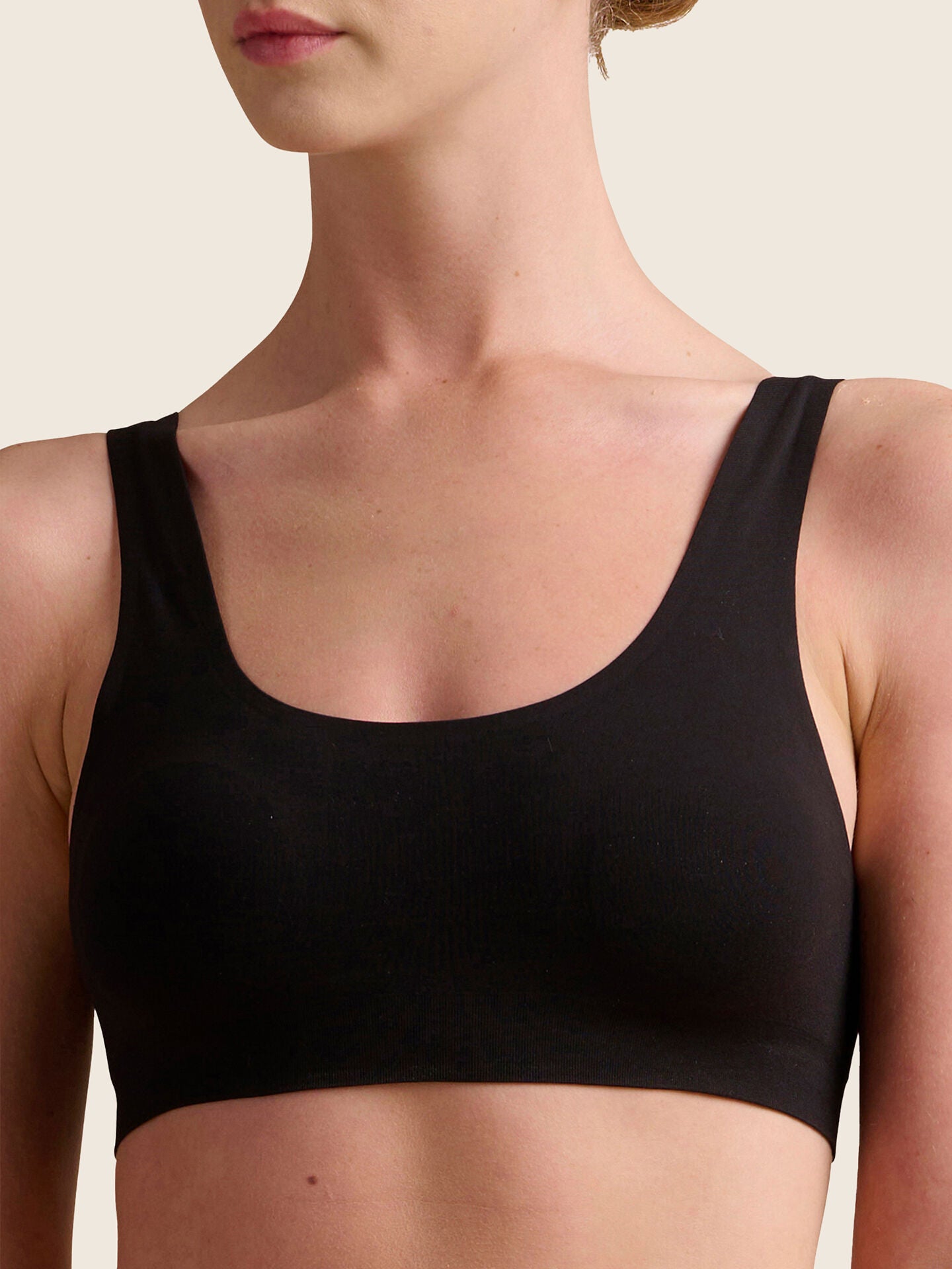 INDIVIDUAL SEAMLESS SKIN BRA